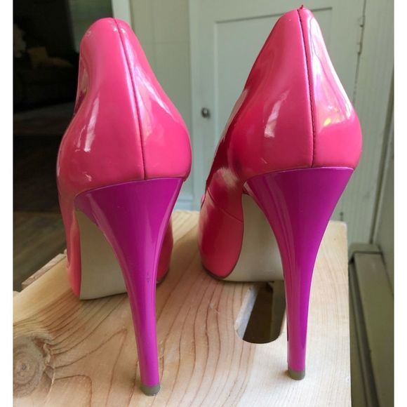 Guess Two Toned Pink with Gold Peep Toe Heels Pumps Womens Size 7.5 - Picture 5 of 13